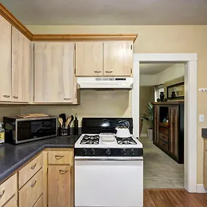 https://charming-2bed-french-colonial-apartment-in-desirable.bestsacramentohotels.com